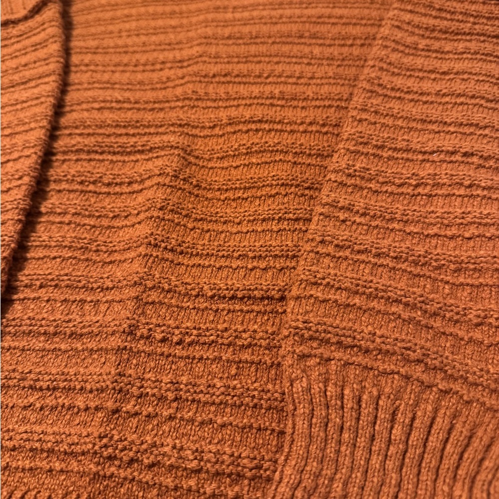 Orange knit sweater - Picture 2 of 3